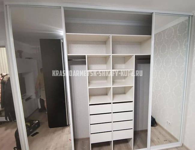 Встроенные шкафы-купе Красноармейск