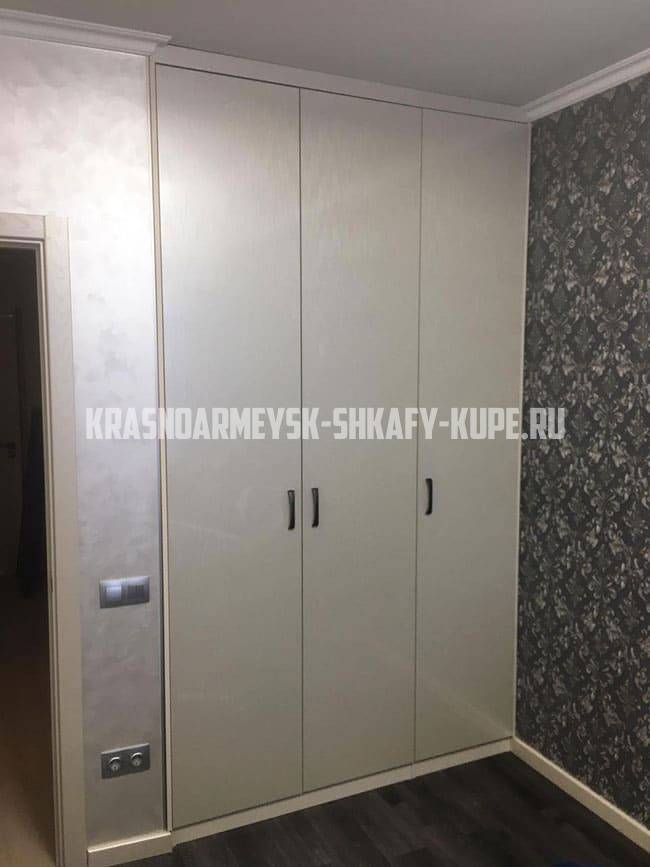 Распашные шкафы Красноармейск