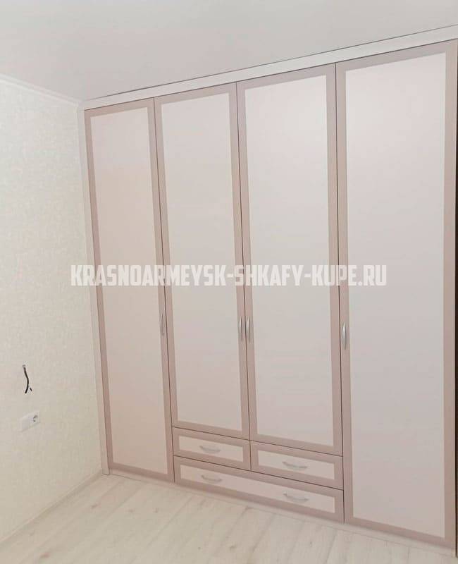 Шкафы в спальню Красноармейск