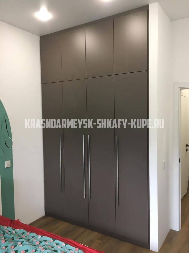 Шкафы в спальню Красноармейск
