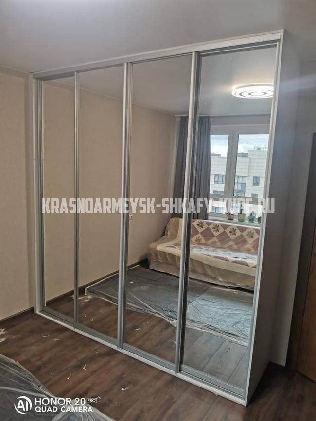 Встроенные шкафы на заказ Красноармейск